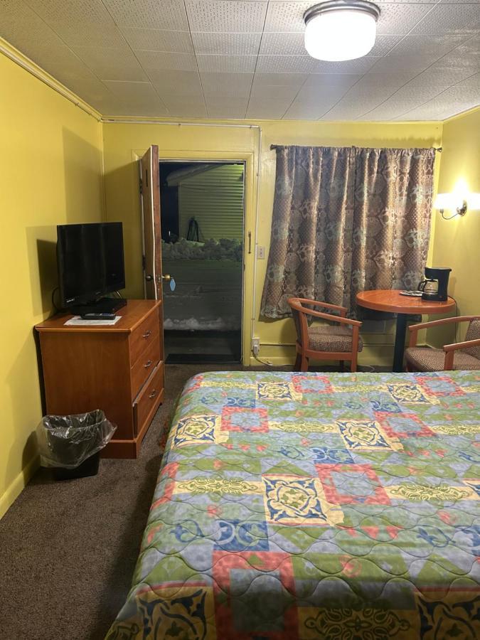 Budget Inn Motel Chemult Exterior foto
