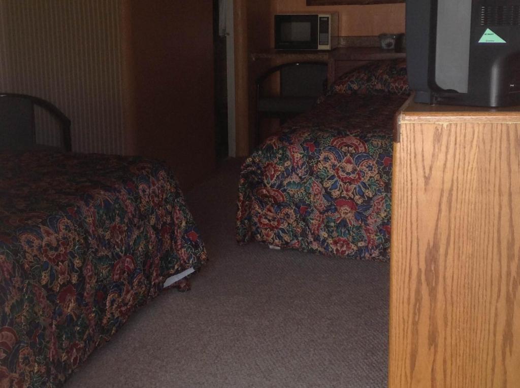 Budget Inn Motel Chemult Exterior foto