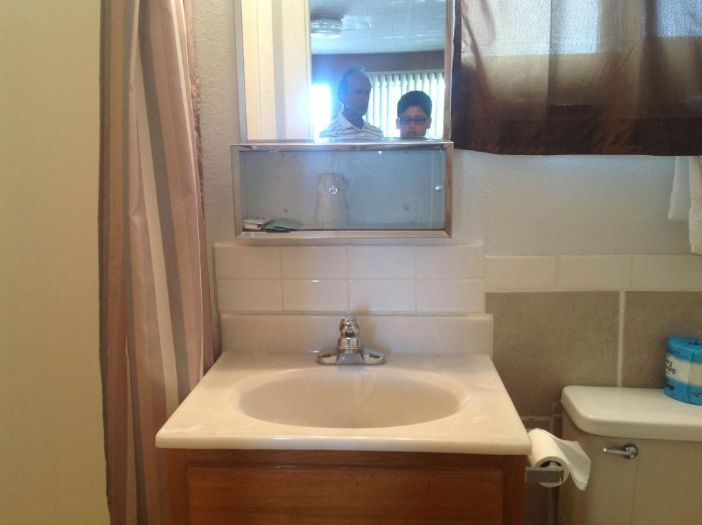 Budget Inn Motel Chemult Quarto foto
