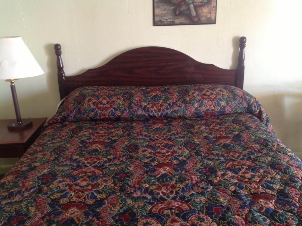 Budget Inn Motel Chemult Quarto foto